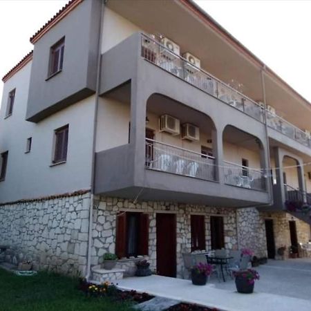 Christopher Apartments Afytos Exterior foto