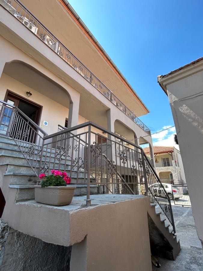 Christopher Apartments Afytos Exterior foto
